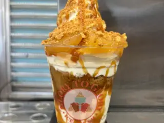 Caramel Apple Pie