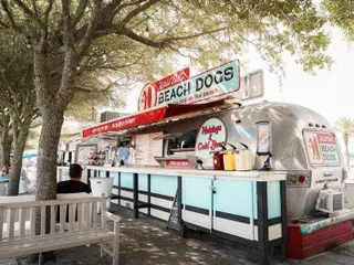 Wild Bill's Beach Dogs food truck