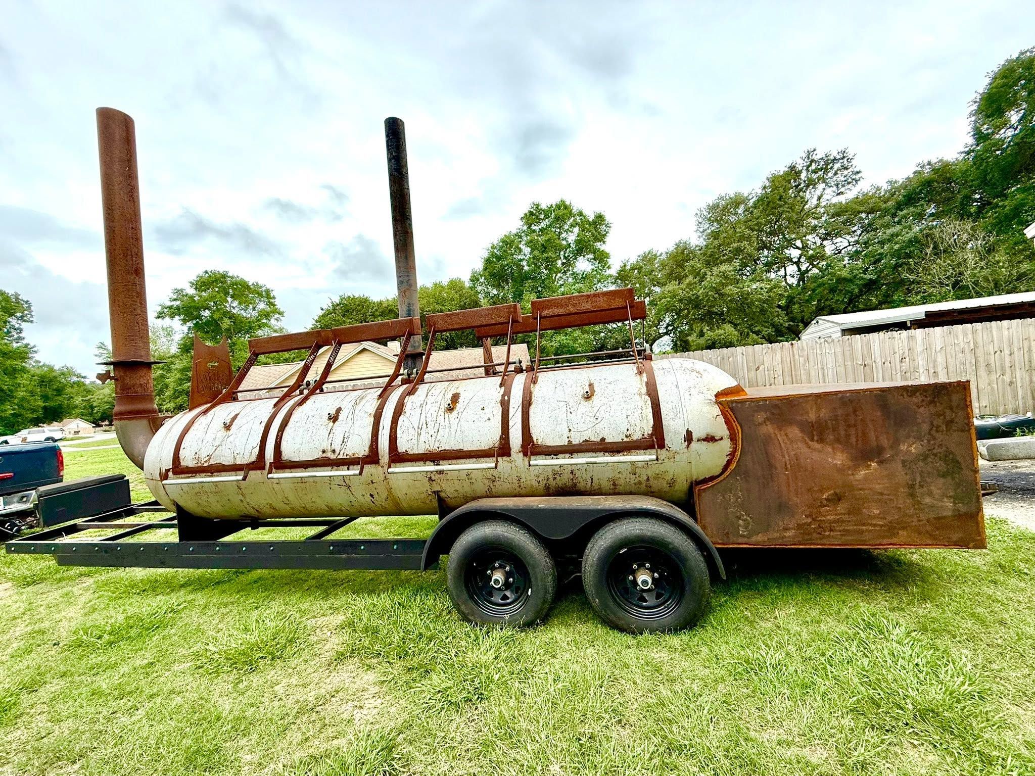 850 Barbecue food truck