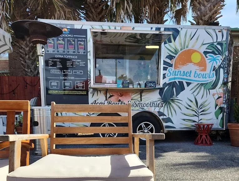 Sunset Bowls food truck