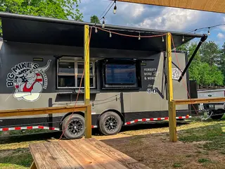 Big Mike's Smokehouse food truck